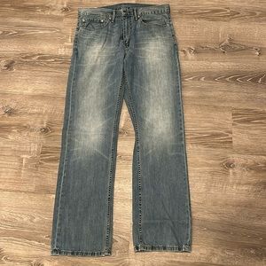 Levi’s light wash jeans